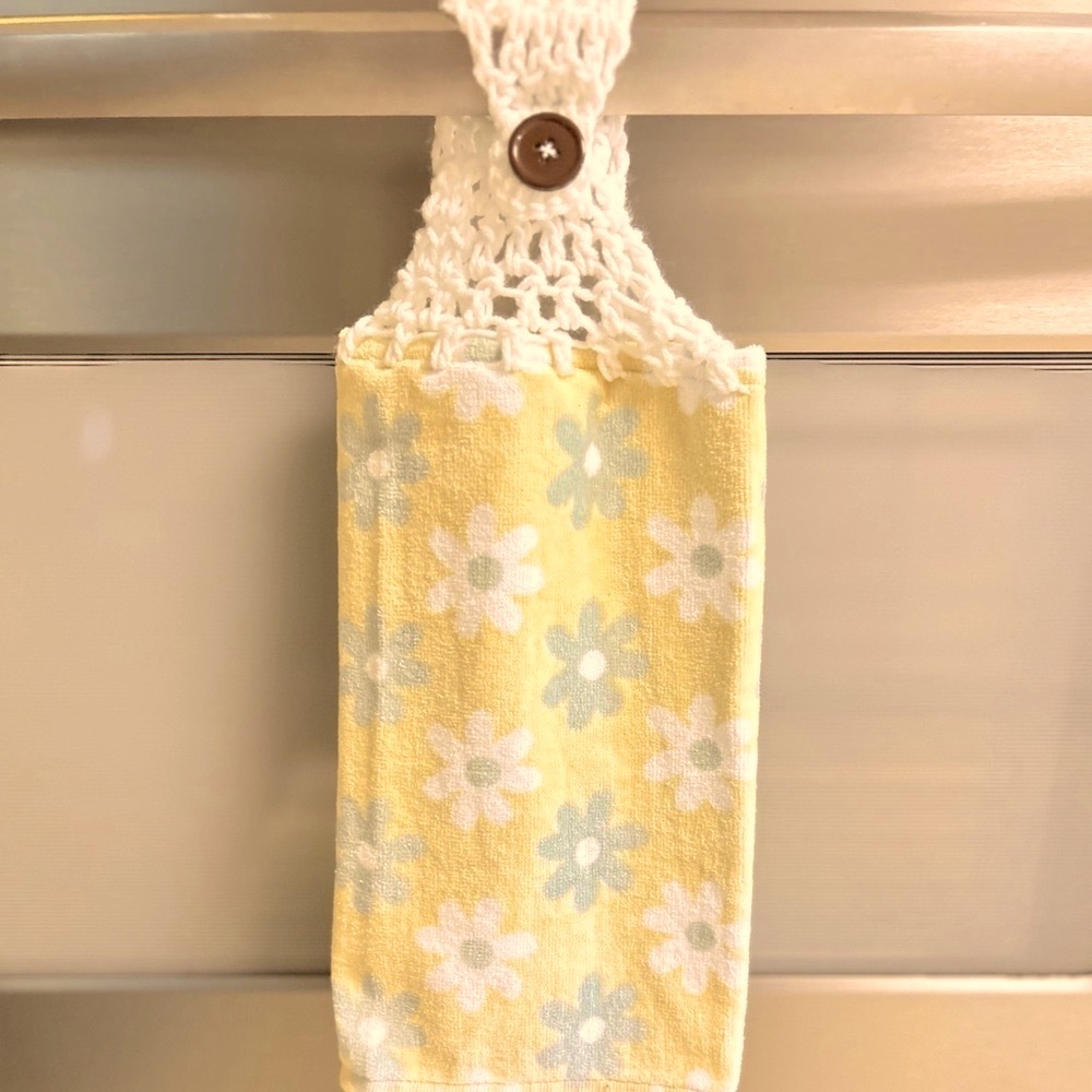 HAND CRAFTED Crochet Top Colorful Floral Hanging Kitchen & Bathroom Hand Towels - Picture 8 of 10